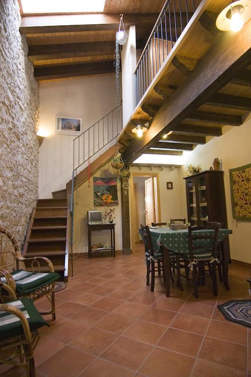 Santa Teresa Apartment เอริเช ภายนอก รูปภาพ